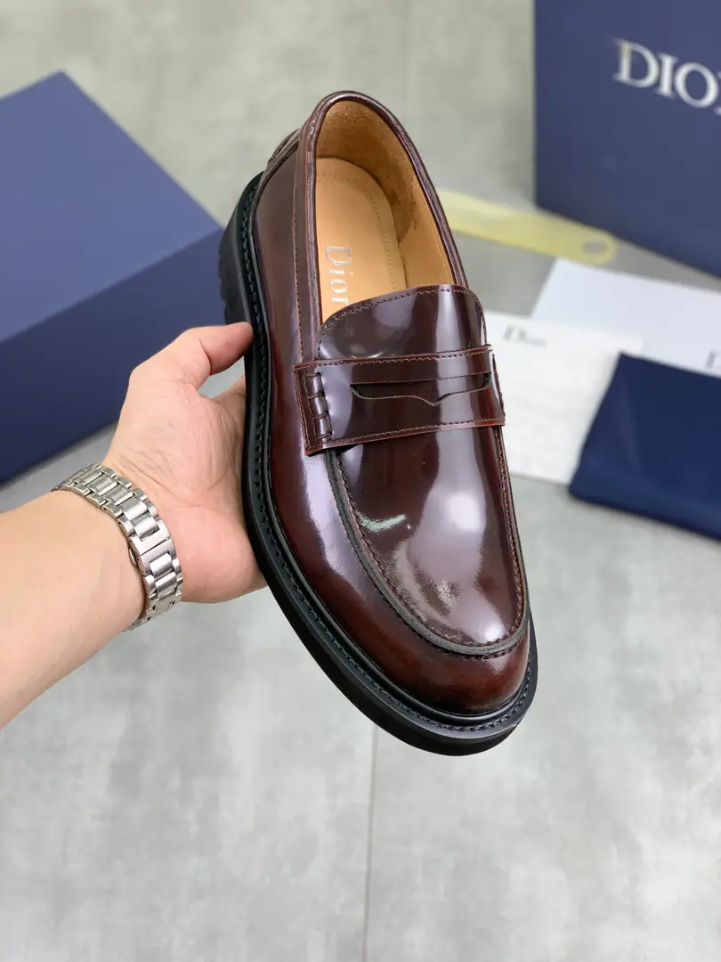 Plant prices Real value Top Version 💎💎💎Dior Dio. Original！Top Italian sub-purchase！Men's business shoes., The original shoe face imports the syrup of the syrup., It's very impressive., Gentle., Into the inside, watered cow skin., Top Italian original bubble bottom, First-class work., Top quality！Size: 38-44（45Do it.）Black The wine and red is optional.