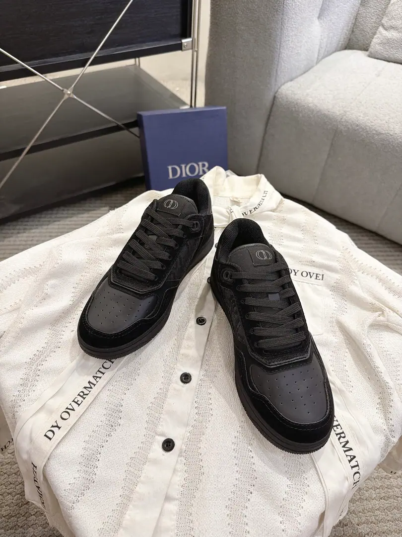 DIORDior Classic Leisure Expense Series 【B27Couples' leisure shoes.】 Based on the classic shoe. Add deconstruct element design Classic brand.🔢NumberslogoIt's perfect on the shoetail. Round the circle around the shoe line.“23”Mark, Original custom-made cattle skinnet➕Embroidization Alphabet process, It's a good time., It's a very modern design., The market is the top. The king of the upper foot.🔥 ❶Fabulous.:Original custom-made cow skin➕Original customized embroidery fabric ❷Uchi.:Original customize high density air network ❸Foot.:Customize the original high density air-infused hyperplastic mats ❹Otsumi!:OriginalTPUMulti-coloured snorkel【Unusual base】 ❺Codes:Women35-39.Men40-45（Women40.41.Men45.46.Custom without re-offer） ❻Packaging:Original package ☀Colours:Synchronise update of the network Kobara.（Men➕10） Koban.（Men➕10） Print➕20