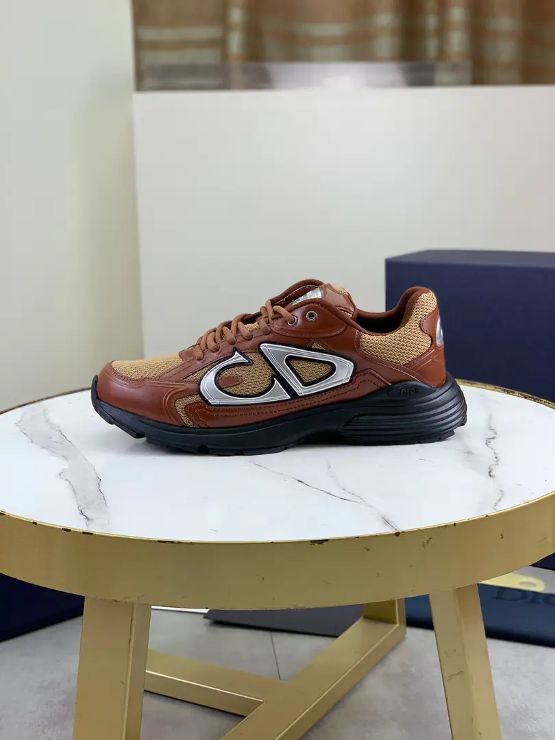 Plant prices 💎💎💎Top Quality DIORDior. B30Upgrade Low Gang Sports Shoes Associates Series This is the new one this season is about to come.B30Low Gang sneakers are one of the flagships of the series.. The tweaked-up fabrics and white technical fabrics with the skin of the cow and shoe., ♪ With a reflectionCD30Graphical signs. Heel and tongue.B30andCD30Mark, A particularly light carving rubber soles with a symbolic dot-up., The internal sling details shape the ideal comfort of wearing the experience., It's a mix of leisure styles.. Showing the modern style of fashion. Size:39-46（Notes: 46Do it.）