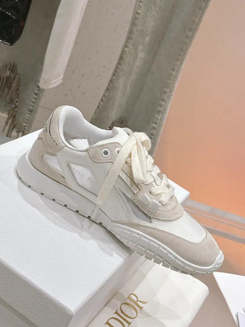 🏧𝐃𝐢𝐨𝐫The Dios New Lover.👫- The German shoe. A bright eye viewing network design style The top-of-the-line surface mix. It's fresh and full of life. I'm so happy with my feet. Shoe.: Bullskins., Cows, counter-emerging and netting. Uchi.: Lamb skin. Shoes under the sole.: Shade it.TPUOtsumi! Codes: 35-45（Women40.41Men45Make a reservation.）