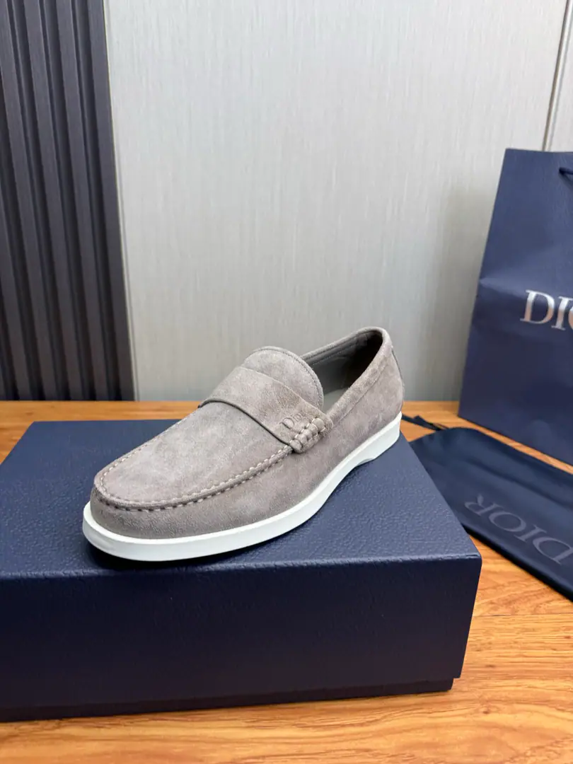 Plant 【Dior Dio. 】Men's NetworknaThe big one.🔥Imports Bullskins.+In the cow's skin..Original rubber-resistant ground. High quality delivery⬆️Codes38-44, （45Make a reservation.）
