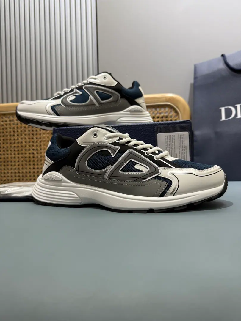Top Couple money.👩🏻‍❤️‍👨🏻Plant price, This one. B30 Countdown The sneakers are... DDon't make a classic new one., Fashion and sport.. The redesigned formula is carefully designed using materials such as Navy blue-feather., I'm not sure. CD30 Mark Up, I'm not sure I'm going to be able to tell you how beautiful I am.. The tongue and the back of the shoe are in silver. D B30 and CD30 Mark. The light texture of the rubber outside highlights a lot of classic details., Internal ballistic design, To build the desired comfort.. It's a mix of leisure singles., Make a fine shape.. Help with the face material.: Texture, Cow-cutter. Except decorations and decoration lines Side and back side CD30 Mark ♪ Shoe tongues on the D B30 Mark Internal ballistic belt design, Steady match. White lightly texture rubber external matching Dior Signs and black edges The bottom of the pairs of shoes is scalded with Dio, CD30 and B30 Mark Size: 35-47 (47I'll make sure I don't change it.)