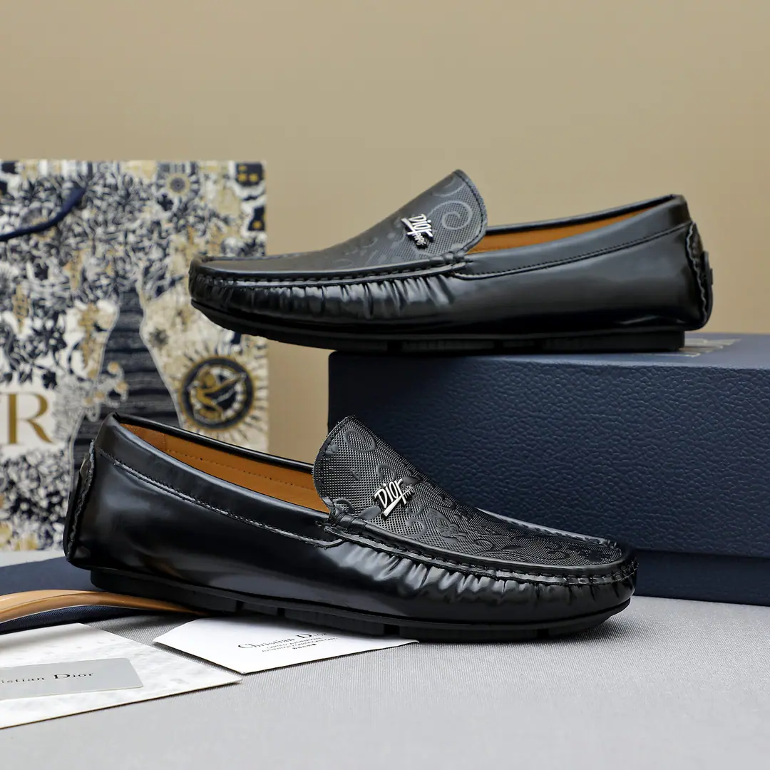 Trade marks: Dior「 Dio. 」Leisure shoes. Positive code number: 38-44 （45.46I'll make sure I don't change it.） Commodity materials: The best is the skin of the cow. In the sheep's skin. Rubber Bottom