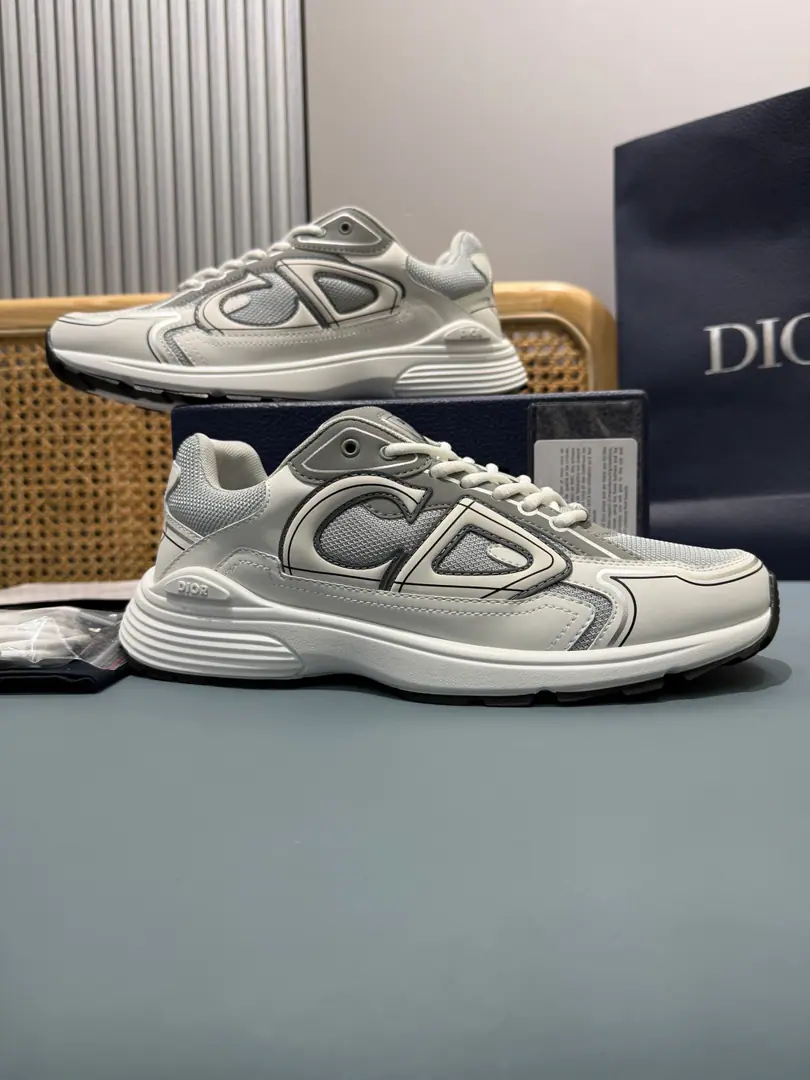 Top Couple money.👩🏻‍❤️‍👨🏻Plant price, This one. B30 Countdown The sneakers are... DDon't make a classic new one., Fashion and sport.. The redesigned formula is carefully designed using materials such as Navy blue-feather., I'm not sure. CD30 Mark Up, I'm not sure I'm going to be able to tell you how beautiful I am.. The tongue and the back of the shoe are in silver. D B30 and CD30 Mark. The light texture of the rubber outside highlights a lot of classic details., Internal ballistic design, To build the desired comfort.. It's a mix of leisure singles., Make a fine shape.. Help with the face material.: Texture, Cow-cutter. Except decorations and decoration lines Side and back side CD30 Mark ♪ Shoe tongues on the D B30 Mark Internal ballistic belt design, Steady match. White lightly texture rubber external matching Dior Signs and black edges The bottom of the pairs of shoes is scalded with Dio, CD30 and B30 Mark Size: 35-47 (47I'll make sure I don't change it.)
