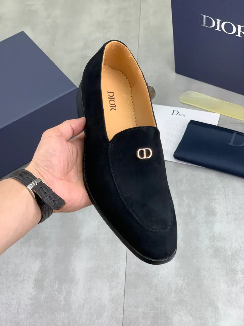 Plant prices ⚽️ In the watered cow. 💎💎💎Dior Dio. Original！Top Italian sub-purchase！Men's business shoes., The original shoe face imports the cow skin., It's very impressive., Gentle., Into the inside, watered cow skin., Top Italian original rubber base, First-class work., Top quality！Size: 38-44