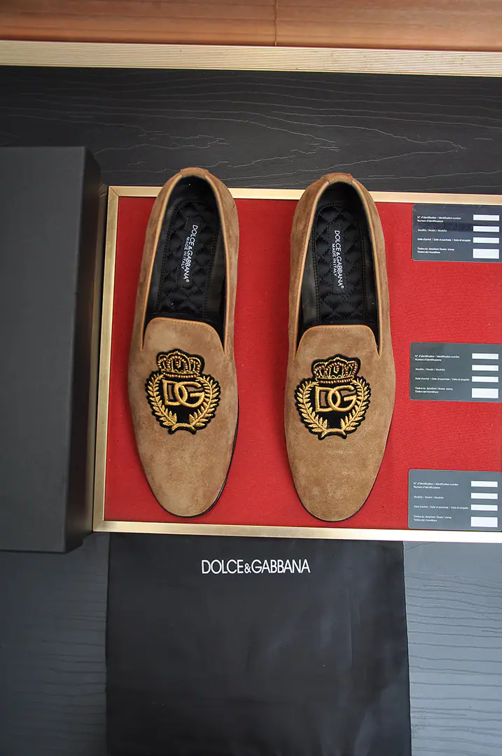 Get out of the factory. 🌲DGTop🔍🔍A man's new shoes.🚹The counter is being sold simultaneously.⚠The shoe-faced Italians are imported into the cow-front., All imported into the cattle., Imported accessories💪💪, Complete1⃣️Bing1⃣️Repeat🇮🇹💪💪, ⚠Shoes under the sole.: The original plant is used for the original base., It's super comfortable to be a sole-acting base., ⚠The original factory and the single., 🔍🔍High Quality, You can come in and out of the counter., Welcome to the comparison.⚠Codes:38-44（45Do it.）