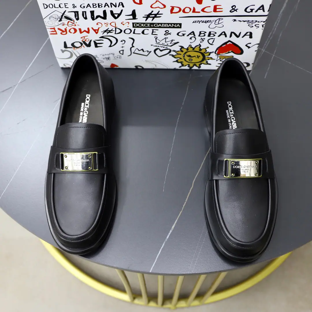 Get out of the factory. 🙅‍♂️🙅‍♂️🙅‍♂️Bulls. Brand: DG Size: 38-44（45Customable） Level: The classics of the cabinet. Materials: The original soft cow shoes. In the comfort of the cow's skin. The original is light and light. Type: Business leisure - Car-shoes. Colours: Physical Image Colour
