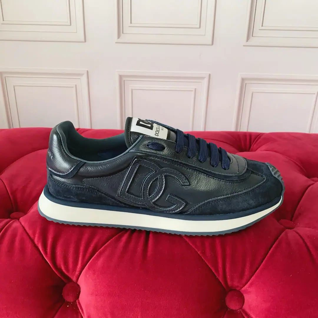 【DG】 Couple money.Size: 35-44(45.46Do it. ) Dolce&GabbanaDucha Banner. DGLatestCountry RoadSeries Couple money. Leisure Sports shoes This one has been deactivated six months ago. The slow work is the only way to make a distinctive brand of dentures. The 3D drill process is a beautiful luxury. Nice job. A lot of people like it. The top-end cattle imports,+Importing stubbles of cattle Bulls. Perfectly interprets the latest inspiration of shoe-shoes. The classics and fashions are one of the luxury dreams of the high quality of fashion..
