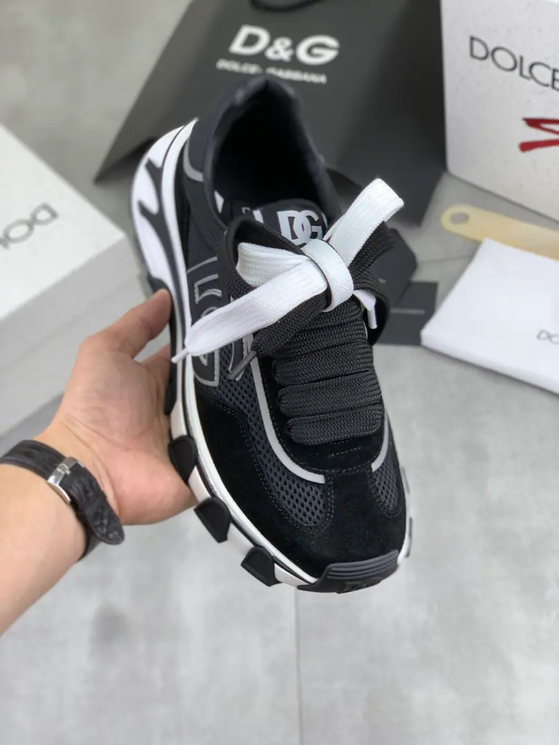 Plant prices 【⚽️】The latest couple is a couple. Top First Quality Synchronise Action《DOLCE&GABBANA【Ducha Banner.】～High Quality.》Effects Low-class leisure.DGMen's shoes., ♪ A lot of stars and love ♪, We use high-end imported head-heads skins to collidelogoDesign+Skins and feet., Jane's atmosphere., Perfectly interprets the latest inspiration of shoe-shoes., The classics are all one with fashion. I'm a dream fan. - Over the fashion. It's for the driver's comfort and light driving., I'm just going out to get some air. High-end quality Trustable., 6️⃣Colour🉑️Select！Codes: 35-46 Full package