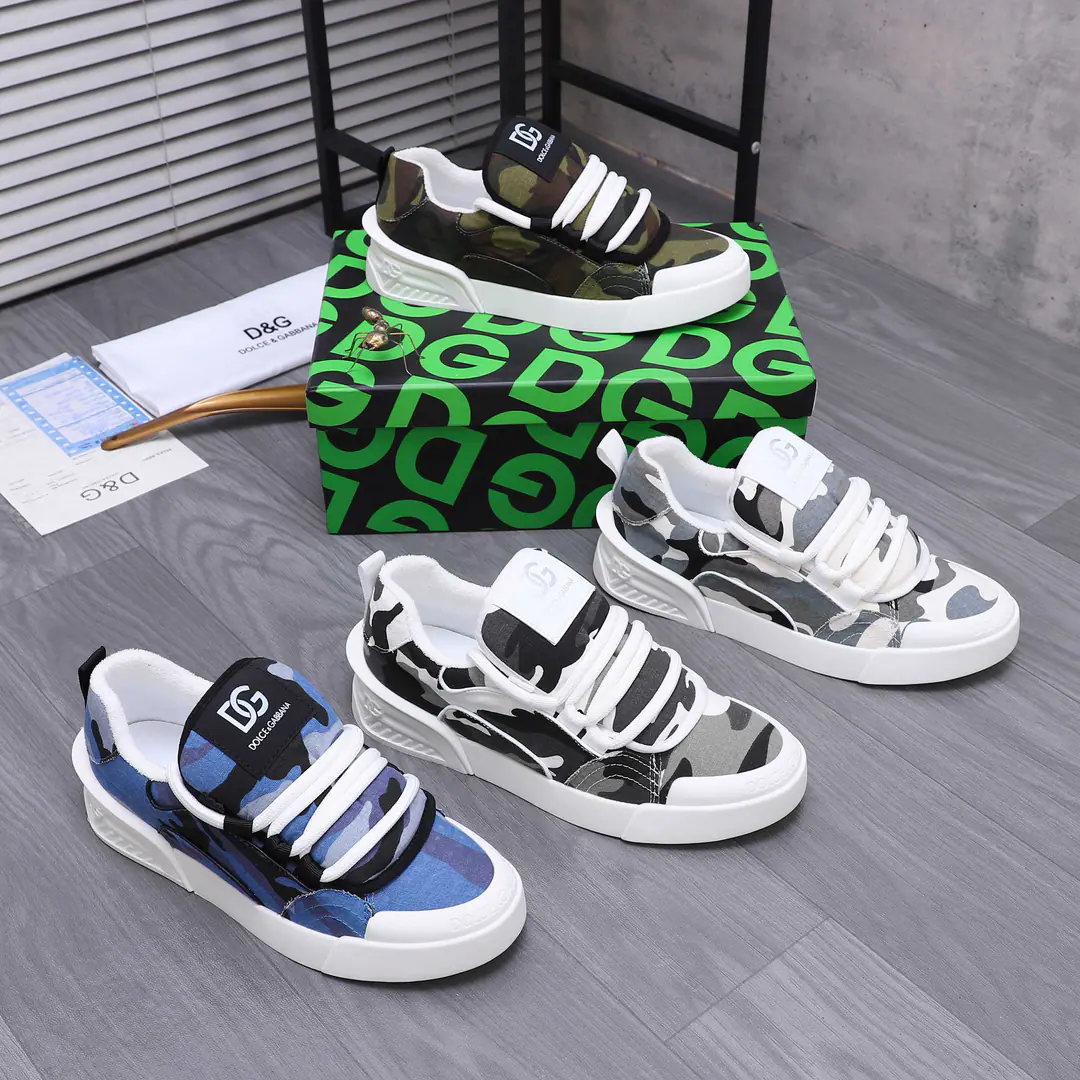 Trade marks: DG （Ducha Banner.）Couples' leisure shoes. Positive code number: 36-46 （45.46I'll make sure I don't change it.） Commodity materials: The cowboys are good for air. The short cloth is inside the skin. A stairwell. Original Base