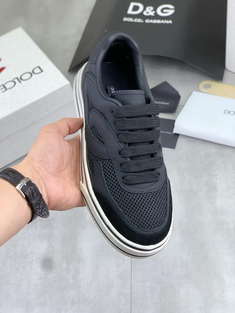 Plant prices 【⚽️】The latest blast. Top First Quality Synchronise Action《DOLCE&GABBANA【Ducha Banner.】～High Quality.》Effects Low-class leisure.DGMen's shoes., ♪ A lot of stars and love ♪, We use high-end imported head-heads skins to collidelogoDesign+Skins and feet., Jane's atmosphere., Perfectly interprets the latest inspiration of shoe-shoes., The classics are all one with fashion. I'm a dream fan. - Over the fashion. It's for the driver's comfort and light driving., I'm just going out to get some air. High-end quality Trustable., 6️⃣Colour🉑️Select！Codes: 38-46 Full package