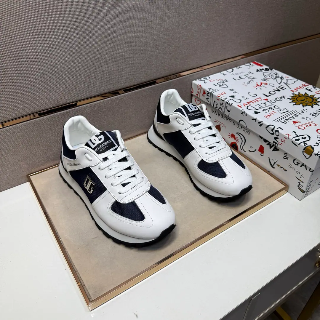⬛️Plant price【DG～】Men's leisure shoes. 2025zThe cabinet is being sold simultaneously. 🔶Codes:38-44 #️⃣ 🔷3Color🔜The shoe face is multi-materially combed.➕It's really Pioney., I'm comfortable with air., Shoes under the sole.: The original comforts are grinding down the ground., ⚠️In-kind📱Shoot!🎬It's better in kind.📢📢📢