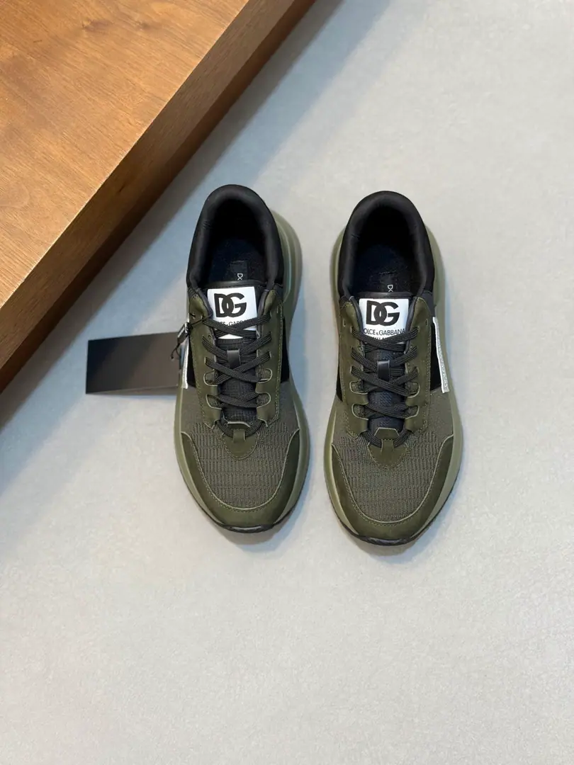••New••Dolce&Gabbana••DG✔️High-end Man's Movement•Leisure shoes.. Top counter, original single.. Original import of cattle skin Multiple material integration design➕Importing cattle and skins Skins and feet.➕OriginalTPRIt's a lot of strength.. Size: 39-44（38, 45Custom）