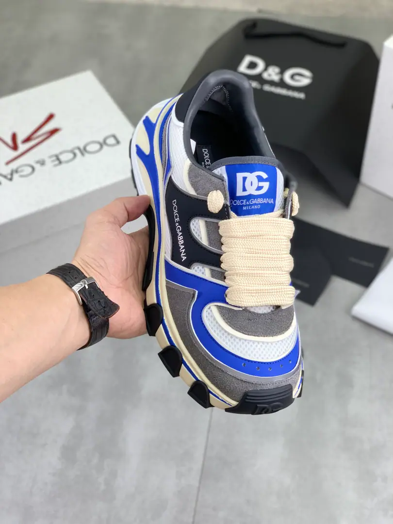 Plant prices 【⚽️】The latest blast. Top First Quality Synchronise Action《DOLCE&GABBANA【Ducha Banner.】～High Quality.》Effects Low-class leisure.DGMen's shoes., ♪ A lot of stars and love ♪, We use high-end imported head-heads skins to collidelogoDesign+Skins and feet., Jane's atmosphere., Perfectly interprets the latest inspiration of shoe-shoes., The classics are all one with fashion. I'm a dream fan. - Over the fashion. It's for the driver's comfort and light driving., I'm just going out to get some air. High-end quality Trustable., 4️⃣Colour🉑️Select！Codes: 38-46 Full package
