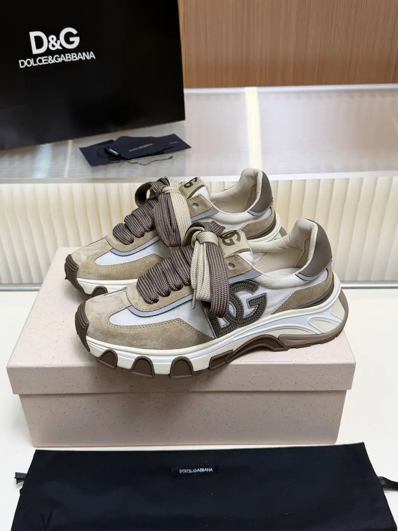 DG Country RoadHigh-coloured sneakers ｜This sneakers blend.Daymaster&FastI'm a pair of shoes.|Lightly quantify the black technology flight process at the bottom of the shock One fly line sews up., Flexible bag structure collide lines+The back of the sculptor.+Double-coloured with airnet eyes.+nylon.+Napa's skin is soft and breathy., Four seasons are so boring. A couple's share of the same girl's code.36-40, Men38-46Current