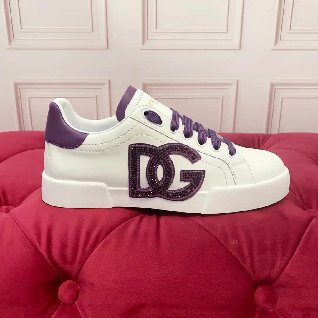 High-end version DHome new money. High-end quality A custom-made adjective. BangDG♪ A little radiant ♪ Nice job. Many people like to import cattle at the top.+Import drills In sheep. Perfectly interprets the latest inspiration of shoe-shoes. The classics and fashions are one of the luxury dreams of the high quality of fashion. Standard code number 35-45 Standard code number