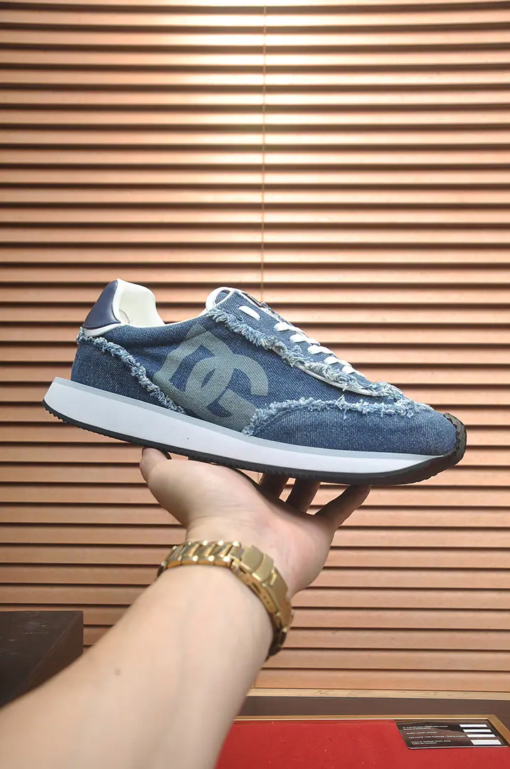 Get out of the factory. 【D&G】High-end quality Trade marks: DG「Dugaban.*」Low gang sneakers. Commodity materials: Shoe-side imports^_^Bullskins. In the cow's skin., Original Base Positive code number: 39-45（45Do it.)