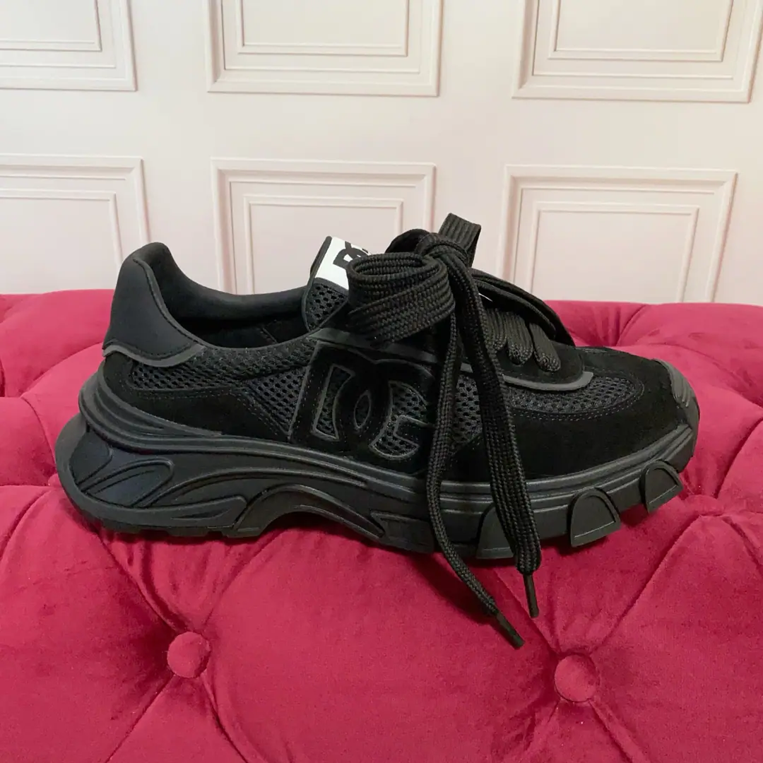 【DG】 Size: 39-44(45.46Do it. ) Dolce&GabbanaDucha Banner. DGLatestCountry RoadSeries Leisure Sports shoes 2026New paragraph The brand. A custom-made adjective. The branding of letters is a beautiful and beautiful thing. Nice job. A lot of people like to import silk cow skins at the top.+Import cattle, Bulls. A perfect interpretation of the classic shoe-triping and fashion as a luxury dream of high-end fashion quality..