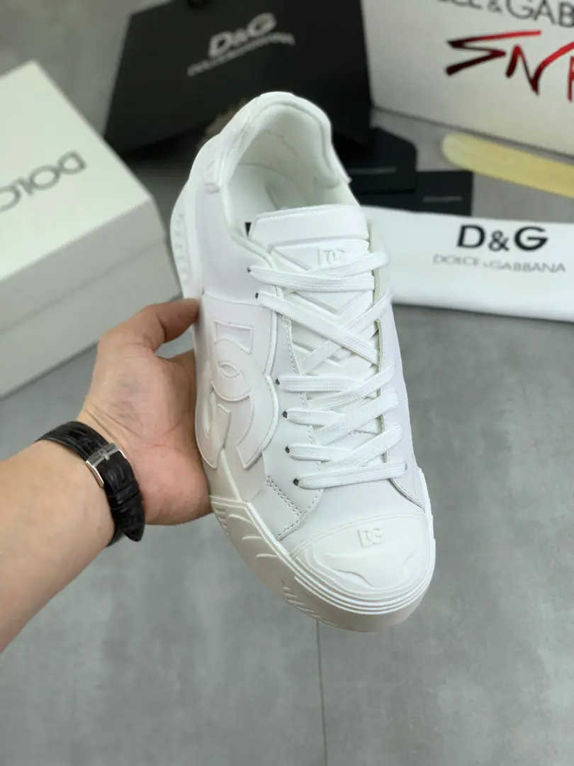 Plant prices 【⚽️】The latest blast. Top First Quality Synchronise Action《DOLCE&GABBANA【Ducha Banner.】～High Quality.》Effects Low-class leisure.DGMen's shoes., ♪ A lot of stars and love ♪, We use high-end imported head-heads skins to collidelogoDesign+Skins and feet., Jane's atmosphere., Perfectly interprets the latest inspiration of shoe-shoes., The classics are all one with fashion. I'm a dream fan. - Over the fashion. It's for the driver's comfort and light driving., I'm just going out to get some air. High-end quality Trustable., 5️⃣Colour🉑️Select！Codes: 38-46