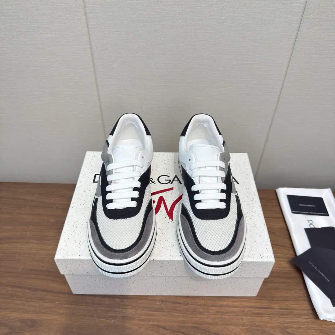 Dolce&GabbanaDucha Banner. | 2026ˢˢNew paragraph The new sports shoes are thick and leisure shoes. Men A couple's thick, leisure shoes.🔥 DG Signal code meets met in metrecosm., Give brands. DNA Futureist vision, ♪ And the permanent matter is a fine blend of modern texture ♪. New dgCharmonic Staples, Personalize the dotted DG Logo, It's a very modern design., The market is the top. The king of the upper foot.……There are many colors., The cabinet is full packaging.！ ♺Shoe.: Original custom-made cow skin/Net puzzle ♺Uchi.: Little goat skin./Net puzzle ♺Otsumi!: The original is a very light model. ♺Codes: 38-45Men