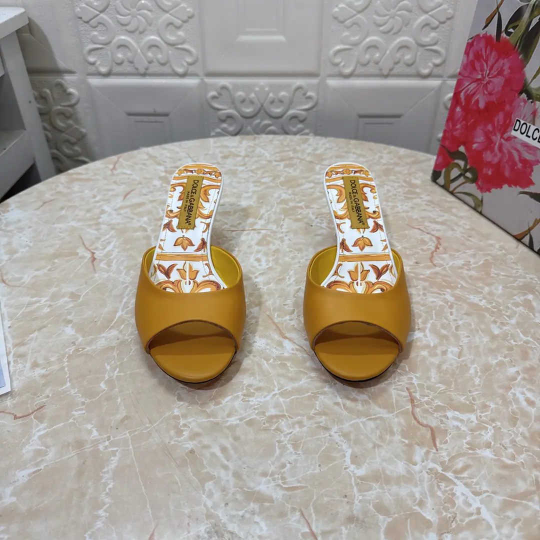 DG.Top Version.High Quality💪💪 2026New paragraph Official Network1:1Shade it. Artificial paints and High heels.👠 🔸Shoe.: Bullskins. 🔹Uchi.: Lamb skin. 🔸He's tall.: 6.cm/9cm 🔻Otsumi!: AThe original is a very big one. 🔺Codes: SIZE.34–43（34.42.43Make a reservation or not.）PP