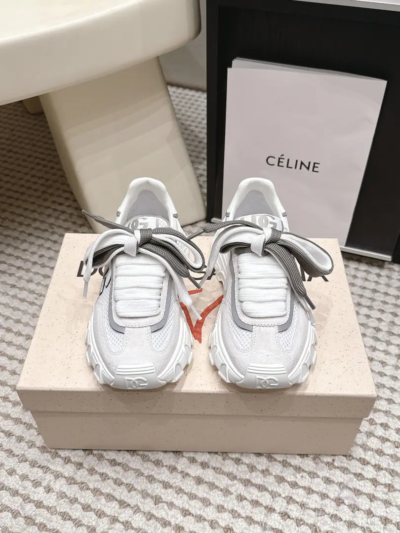 Requisition level DG Country RoadThe series of sneakers is cozy and styled together., High quality materials to ensure comfort and modern appearance！ DG Country RoadShoes.. TPUandPhylonOutside. Ecloth cushions., Pocket leather.. Niu Kyung.+nylon paste., In the cow's skin.. Couples' cash.36-46Code（Women40, Men45, 46Custom）