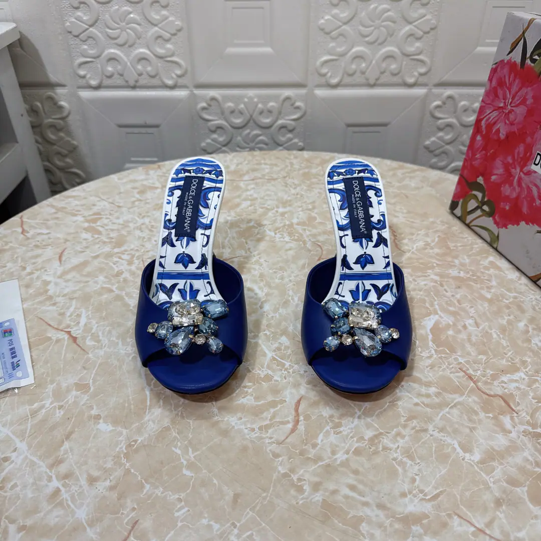 DG.Top Version.High Quality💪💪 2026New paragraph Artificial paints and+Painting - I'm following shoes.👠 🔸Shoe.: Bullskins. 🔹Uchi.: Lamb skin. 🔸He's tall.: 6.cm/9cm 🔻Otsumi!: AThe original is a very big one. 🔺Codes: SIZE.34–43（34.42.43Make a reservation or not.）PP