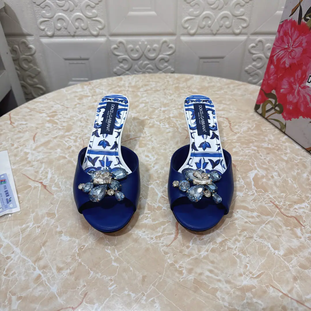 DG.Top Version.High Quality💪💪 2026New paragraph Artificial paints and+Painting - I'm following shoes.👠 🔸Shoe.: Bullskins. 🔹Uchi.: Lamb skin. 🔸He's tall.: 6.cm/9cm 🔻Otsumi!: AThe original is a very big one. 🔺Codes: SIZE.34–43（34.42.43Make a reservation or not.）PP