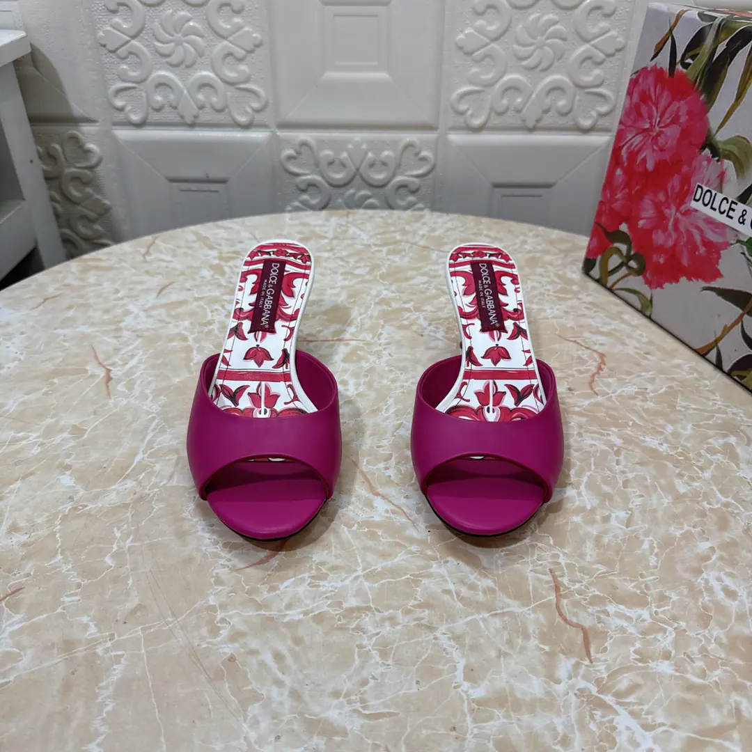 DG.Top Version.High Quality💪💪 2026New paragraph Official Network1:1Shade it. Artificial paints and High heels.👠 🔸Shoe.: Bullskins. 🔹Uchi.: Lamb skin. 🔸He's tall.: 6.cm/9cm 🔻Otsumi!: AThe original is a very big one. 🔺Codes: SIZE.34–43（34.42.43Make a reservation or not.）PP