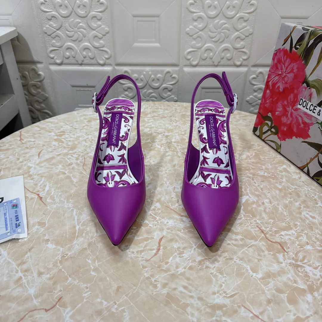 DG.Top Version.High Quality💪💪 2026New paragraph Official Network1:1Shade it. Artificial paints and High heels.👠 🔸Shoe.: Bullskins. 🔹Uchi.: Lamb skin. 🔸He's tall.: 9cm 🔻Otsumi!: AThe original is a very big one. 🔺Codes: SIZE.34–43（34.42.43Make a reservation or not.）PP