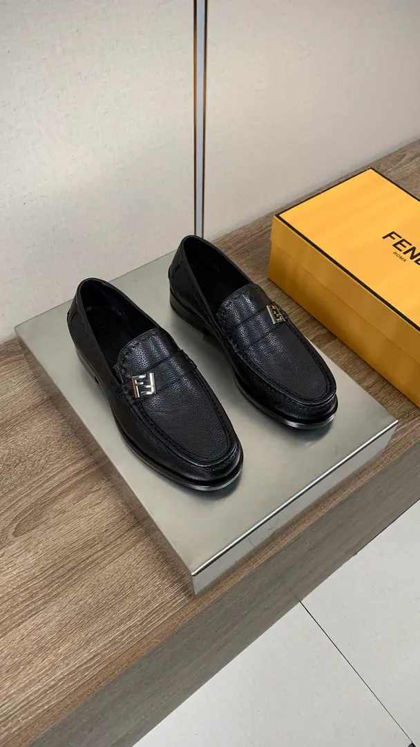 【 Fendi】Fendi's men's business pleasure shoes. Top First Quality⚠️ Uchi.: In the comfort of the cow's skin. Otsumi!: The Italian skin is a big thing. Super-high-quality control.·- I'm doing a little work.: Highlight(High-end·- How expensive.·Slot) Size: 39-44.38.45.46Custom without re-offer