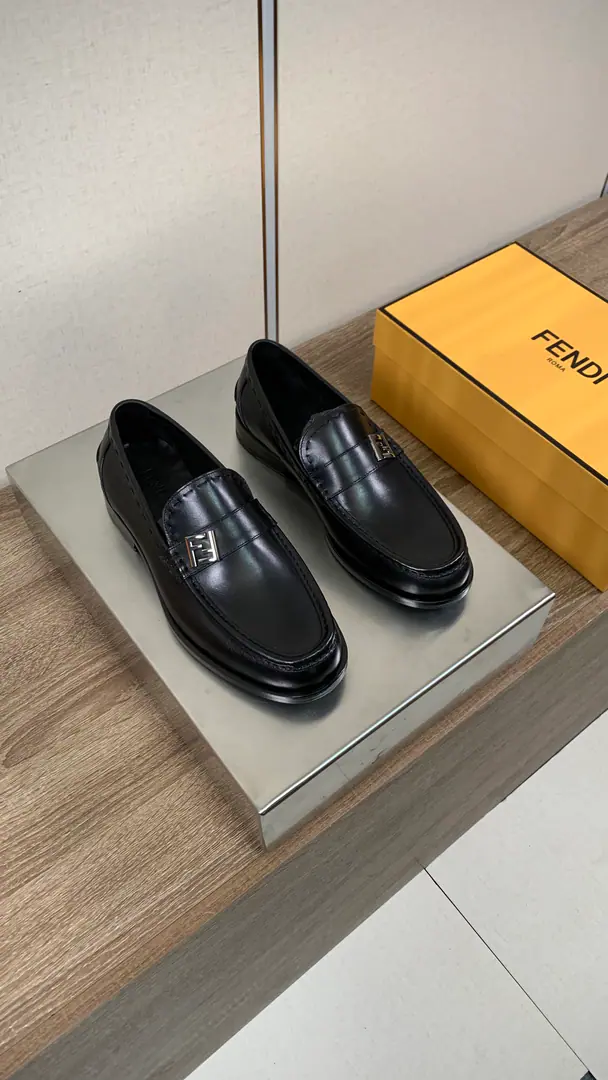 【 Fendi】Fendi's men's business pleasure shoes. Top First Quality⚠️ Uchi.: In the comfort of the cow's skin. Otsumi!: The Italian skin is a big thing. Super-high-quality control.·- I'm doing a little work.: Highlight(High-end·- How expensive.·Slot) Size: 39-44.38.45.46Custom without re-offer