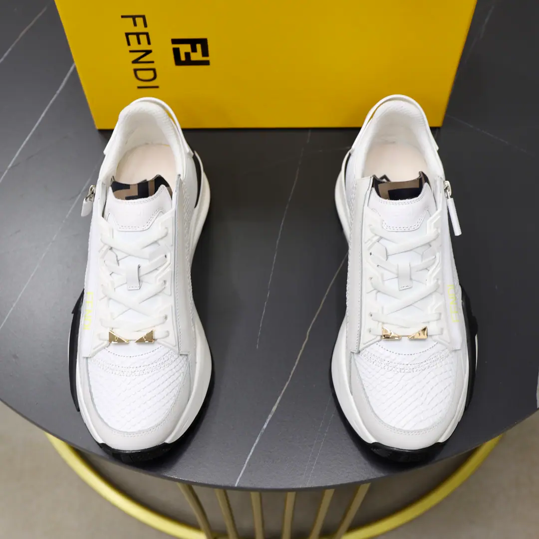 Get out of the factory.🔥Brand: Fendi!（FENDI） Size: 38-44（45, 46Custom） Level: Original MonoQuality High Version Materials: Imported cattle skin➕ It's a good comfort. The original is so light that it's smooth. Type: Travel Fashion and leisure shoes. ♪ The tide's on ♪