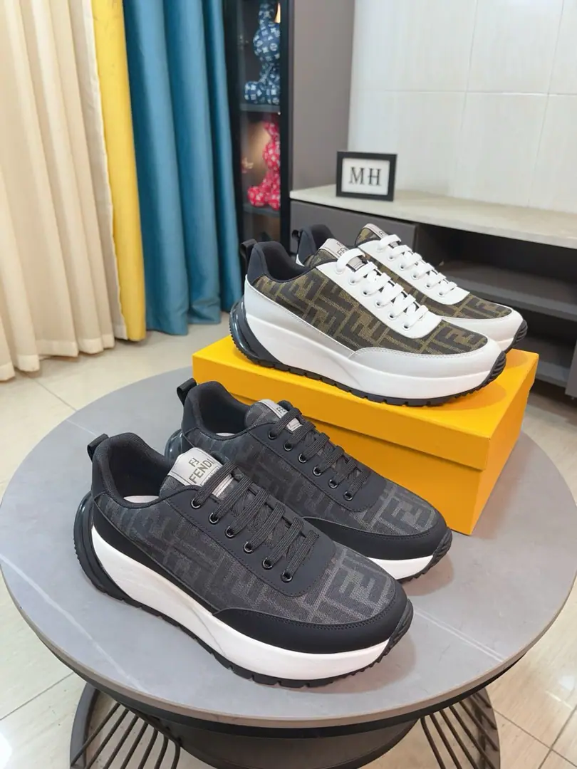 Get out of the factory.🌹🌹【fendi】Fendi's classic comfort man., This complex sneaker is a soft little cow.➕It's really Pioney.➕The original is a very light rubber material. This unique light style is suitable for the casual and delicate sense of the season., The upper foot is comfortable. Autumn and winter leisure travels.！38/44