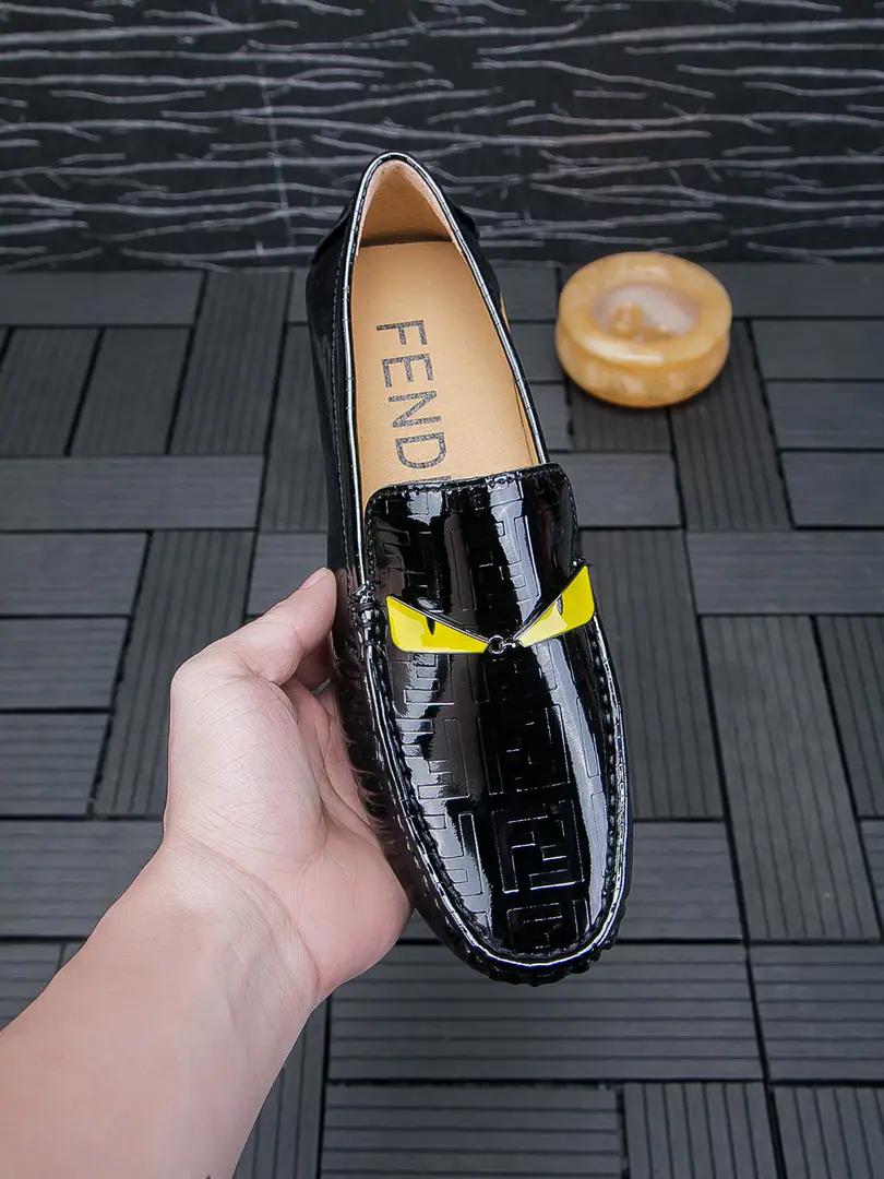 (Real value), The new Fendi official flagship.+Explosive., The original cow skin on the shoe., In the comfort of the air., Fendi! (FENDI) By the Fendi family.SilviaVenturiniFENDIDesign. This is a revered and beloved by the Roman nobles and the newest of society., Memorial edition of the World Cup, Hong Kong Tsim Sha Tsui-bang5The Port City store is selling it simultaneously., Hong Kong Dollars Paris Fashion Week show. [Rose.][Love.]A brand can be deep inside., A pair of shoes can make you forget., It's not just a noble thing to wear., It's more of an atmosphere.👻Standard37-47