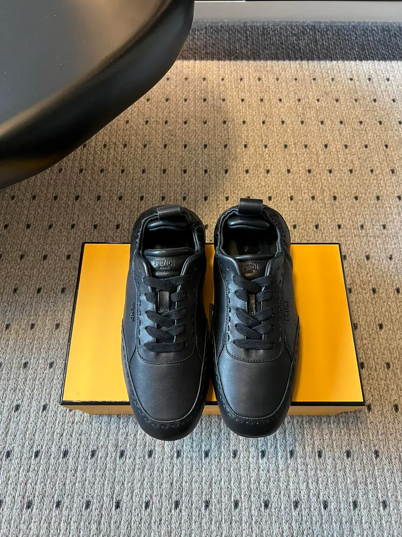 Fend*26ssThe new morning springs and the new gourd shoes. New！Regod shoes., You're a very smart man with a pair of shoes.！Multi-coloured, multi-coloured, multi-coloured hair., Bullskins./- Oh, Pete./The old flower has all the money., Quality Online. Shoes of retrocords.+- Take your shoes off., The upper foot is so comfortable., You've been wearing it long enough., Long legs, high legs., Little man, the Gospel.. With a suit., Tsk., A dress., How do you get a high-class ride?. Marked brand design, The upper foot recognition is full., Four seasons of cash coming back., You're a big fan of the game., Just close your eyes and finish it.. Shoe.: Cows are counter-feat./Bullskins. Uchi.: Bullskins. Otsumi!: Full skin.（Flip） size: 39-45Code（39.45Code custom is not to be changed） Layout Leather.