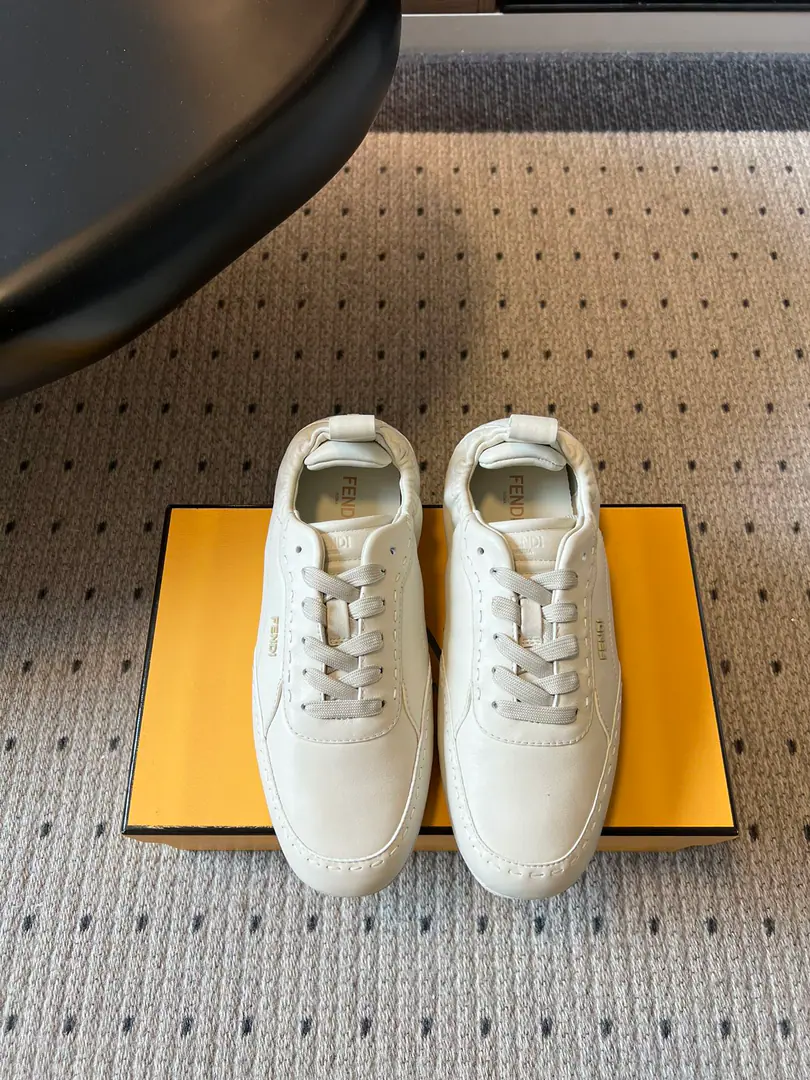 Fend*26ssThe new morning springs and the new gourd shoes. New！Regod shoes., You're a very smart man with a pair of shoes.！Multi-coloured, multi-coloured, multi-coloured hair., Bullskins./- Oh, Pete./The old flower has all the money., Quality Online. Shoes of retrocords.+- Take your shoes off., The upper foot is so comfortable., You've been wearing it long enough., Long legs, high legs., Little man, the Gospel.. With a suit., Tsk., A dress., How do you get a high-class ride?. Marked brand design, The upper foot recognition is full., Four seasons of cash coming back., You're a big fan of the game., Just close your eyes and finish it.. Shoe.: Cows are counter-feat./Bullskins. Uchi.: Bullskins. Otsumi!: Full skin.（Flip） size: 39-45Code（39.45Code custom is not to be changed） Layout Leather.