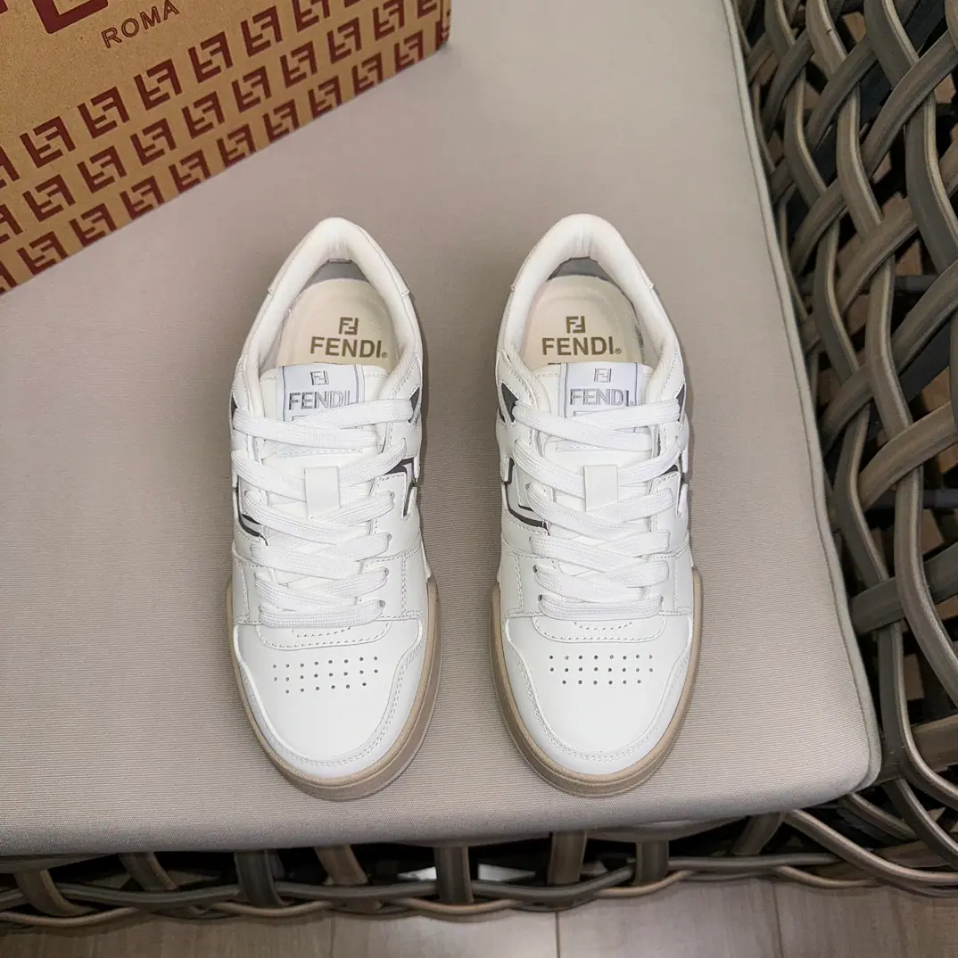 FEND* MATCHCouples' low-ass sneakers.｜Shoe belts, retrolabels.｜Sides are.FFScene Sew｜Shoes under the sole.Fend*Words｜Importing cattle and skins｜TPUEnvironmental protection against slides and slides Size: Women35-39（40Do it.） Men39-44（38.45Do it.）