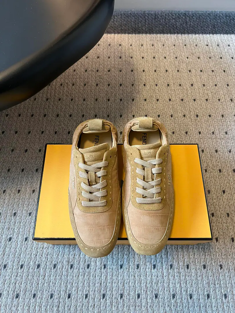 Fend*26ssThe new morning springs and the new gourd shoes. New！Regod shoes., You're a very smart man with a pair of shoes.！Multi-coloured, multi-coloured, multi-coloured hair., Bullskins./- Oh, Pete./The old flower has all the money., Quality Online. Shoes of retrocords.+- Take your shoes off., The upper foot is so comfortable., You've been wearing it long enough., Long legs, high legs., Little man, the Gospel.. With a suit., Tsk., A dress., How do you get a high-class ride?. Marked brand design, The upper foot recognition is full., Four seasons of cash coming back., You're a big fan of the game., Just close your eyes and finish it.. Shoe.: Cows are counter-feat./Bullskins. Uchi.: Bullskins. Otsumi!: Full skin.（Flip） size: 39-45Code（39.45Code custom is not to be changed） Layout Leather.