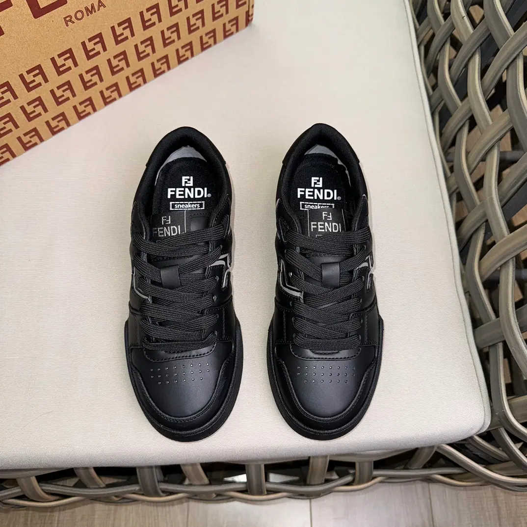 FEND* MATCHCouples' low-ass sneakers.｜Shoe belts, retrolabels.｜Sides are.FFScene Sew｜Shoes under the sole.Fend*Words｜Importing cattle and skins｜TPUEnvironmental protection against slides and slides Size: Women35-39（40Do it.） Men39-44（38.45Do it.）