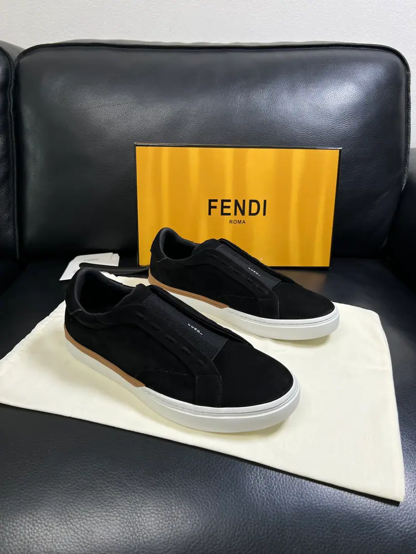 FENDI High Quality Top-level craft, Fendi! Synchronize cabinets, The original plant was equipped with Italian imported cow flour., Imported cattle mats., I'm comfortable with air., Shoes under the sole.: The original plant is used for the original base., The original factory and the single. Codes 39-44（Make a reservation.38 45 ）