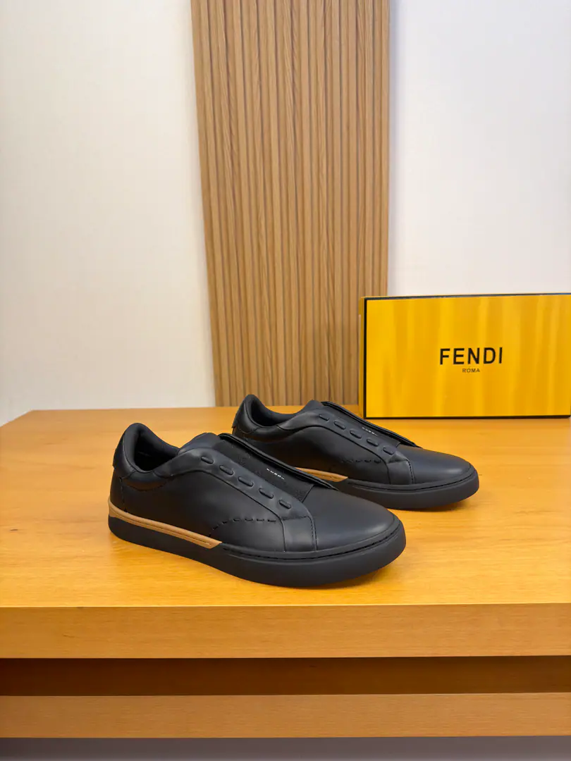 【Fendi】Fendi! High-end quality Original List·Leisure sports shoes Shoe.: Original🔝Napa Skin., Shoes..Artificial stitching of Mark Line, BrandlogoTake it easy. Uchi.: Water-tied cow skin. Otsumi!: It's so light.TPR·Rubber. Double-coloured base Super-high-quality control.·- I'm doing a little work.: Highlight(High-end·- How expensive.·Slot) Size: 39-44（38, 45, Make a reservation.)·0126