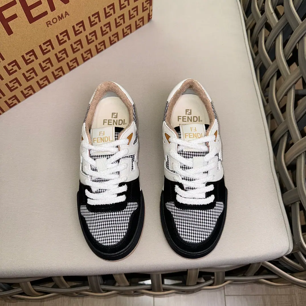 FEND* MATCHCouples' low-ass sneakers.｜Shoe belts, retrolabels.｜Sides are.FFScene Sew｜Shoes under the sole.Fend*Words｜Importing cattle and skins｜TPUEnvironmental protection against slides and slides Size: Women35-39（40Do it.） Men39-44（38.45Do it.）