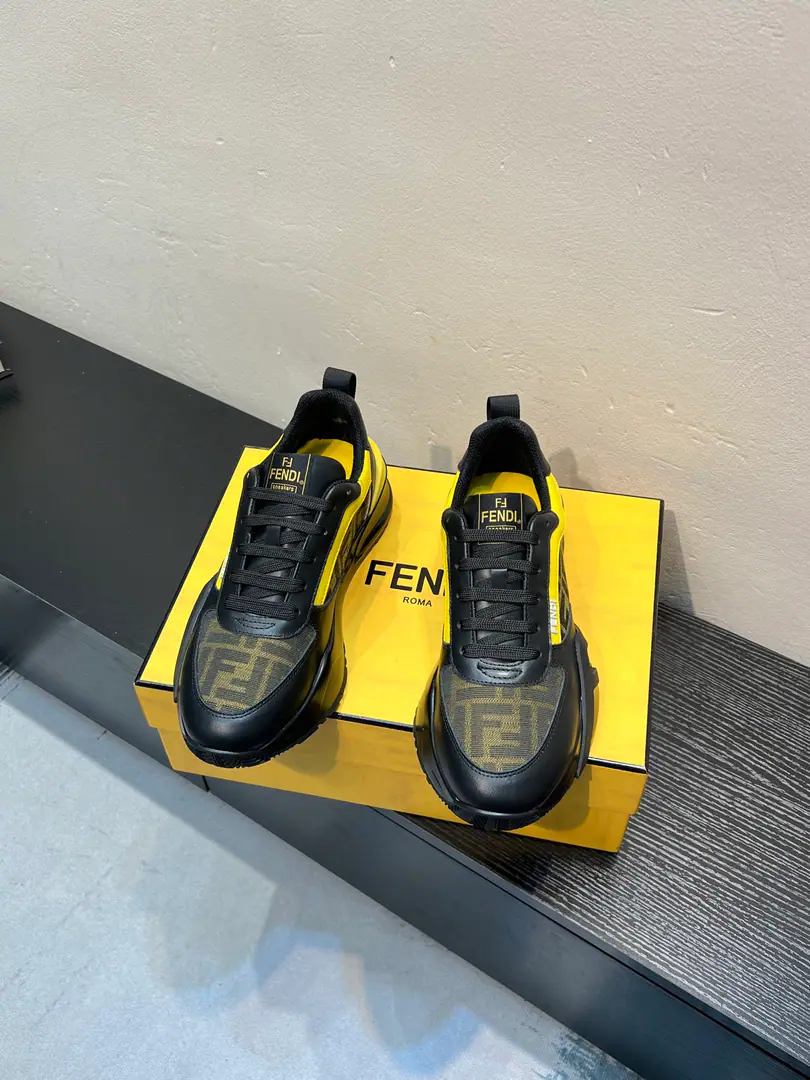 FENDI*——Original MonoQuality Fendi-boy.！Requisition level🔥Explosive., Shoe-faced cow skin making, In the air network., The bottom is lighter., Slide-proof. Top quality of the market, A lot of stars are doing it., The fashion masters are on the move., I'm a hundred bucks., Simple, not bad taste., The people of the world must be, ♪ To spread fashion and leisure ♪, Fashion is at the foot., I'm confident., Put it on.. Size: 38-4445Custom