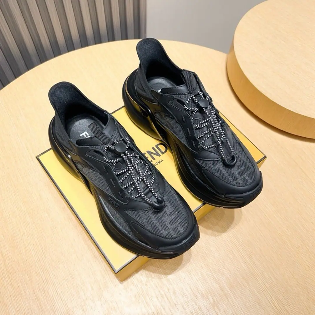 Minoru. Fendi!【FENDl】A world-class monster.！The most popular official network leisure shoes this year., Wire copying1: 1, Quality, Perfect work.. - It's a long-range., Shoes face is the original shoe face., The original is in the script., The upper foot is so cozy., It's a lot of fun., It's for every occasion., Showing the man's temper and his extraordinaryness., He's got a lot of style.. Codes38~44（45Do it.）
