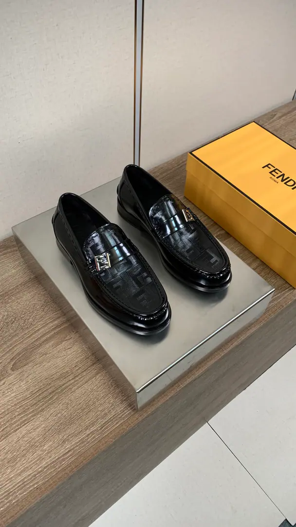 【 Fendi】Fendi's men's business pleasure shoes. Top First Quality⚠️ Uchi.: In the comfort of the cow's skin. Otsumi!: The Italian skin is a big thing. Super-high-quality control.·- I'm doing a little work.: Highlight(High-end·- How expensive.·Slot) Size: 39-44.38.45.46Custom without re-offer