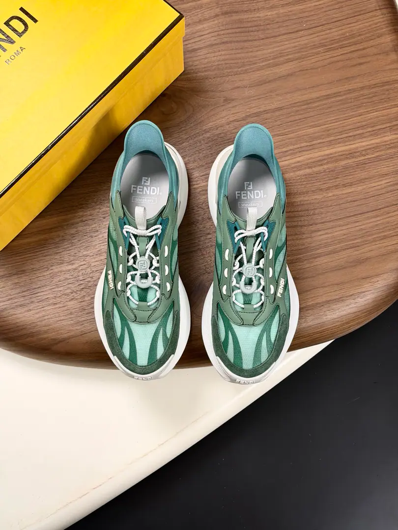 Out Couples.36-44 35, 45Do it.🔥FENDIFendi! LatestF-LightSeries Thick Leisure Sports shoes Run-shoes. Tighten your shoes and lower gang sneakers.. Black leather and web-eye material. Same-coloured wave-style shoetips.. Black hiking shoelaces and accessories are custom-made.FFThe emergency button for the pattern.. 3-D rubber tags on one side.. Same color as the thick rubber soles., The edges are stylish.FPattern ▪️ Fabulous.: Original customized import fabric+Bullskins. ▪️ Uchi.: Import into the air network. ▪️ Shoes under the sole.: Original version of open-blown bubble+TPUMaterial ▪️ Bottom: 5.5CM