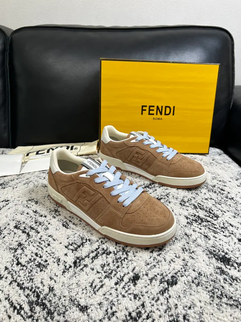 FENDI High Quality Top-level craft, Fendi! Synchronize cabinets, The original plant was equipped with Italian imported cow flour., Imported cattle mats., I'm comfortable with air., Shoes under the sole.: The original plant is used for the original base., The original factory and the single. Couple money. Codes 36-44（Make a reservation.35 45 ）