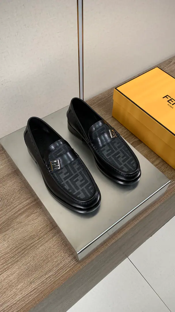 【 Fendi】Fendi's men's business pleasure shoes. Top First Quality⚠️ Uchi.: In the comfort of the cow's skin. Otsumi!: The Italian skin is a big thing. Super-high-quality control.·- I'm doing a little work.: Highlight(High-end·- How expensive.·Slot) Size: 39-44.38.45.46Custom without re-offer