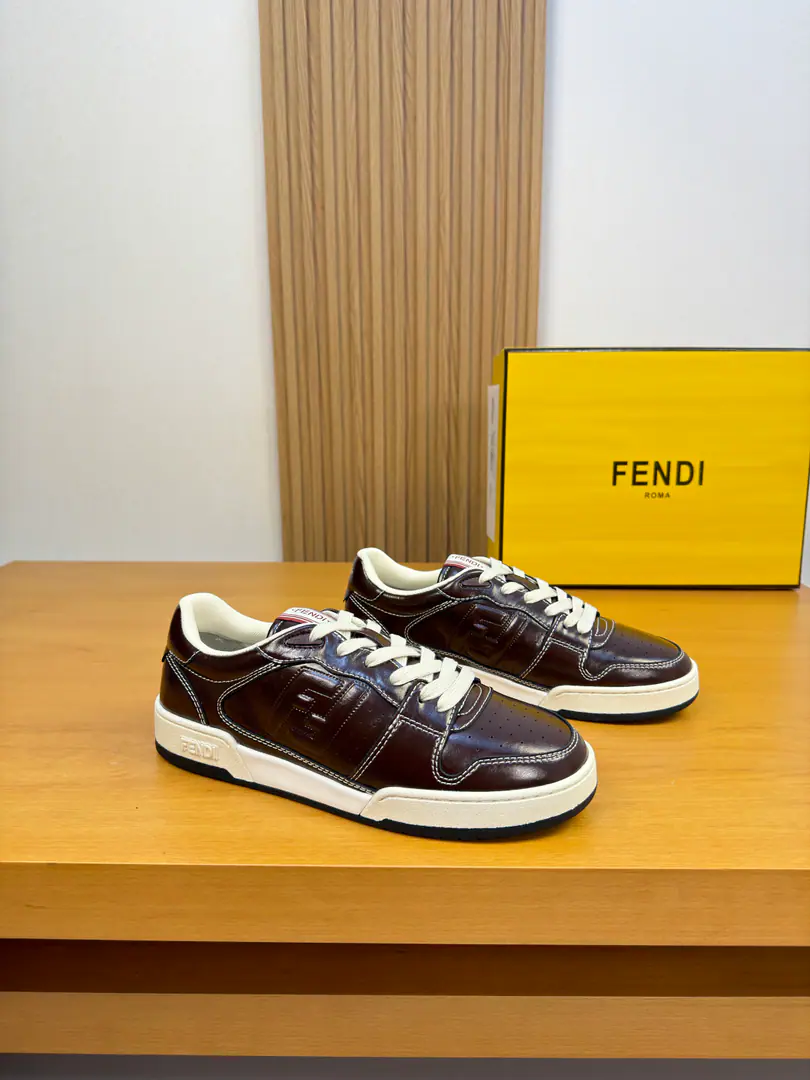 【 Fendi】Fendi! High-end quality Original List👩🏻‍❤️‍👨🏻Couples with leisure sports shoes. Shoe.: Original🔝Painted cow skin., Shoes..The brand of the car.‘F’Totem., Shoe tongue..BrandlogoCursor, Back up..Silk mark.logo Uchi.: Brand canvas. Otsumi!: It's so light.TPR.Rubber; Double-coloured base Super-high-quality control.·- I'm doing a little work.: Highlight(High-end·- How expensive.·Slot) Size: Same paragraph for men and women36-44（Women35.41, Men38.45, Make a reservation.)·FD0728